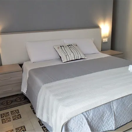 Guest house Le Vie Del Centro 3*